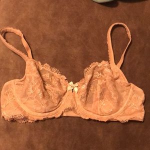 38C Victoria’s Secret “Body by Victoria” Demi